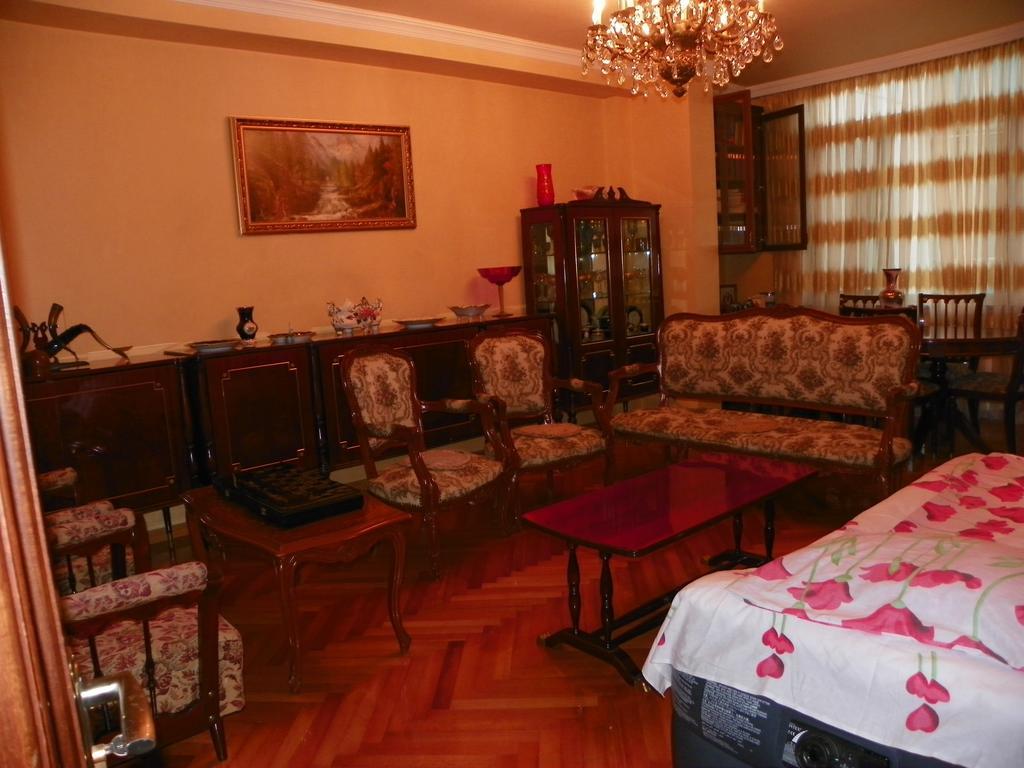 Apartment Rusudan باتومي الغرفة الصورة