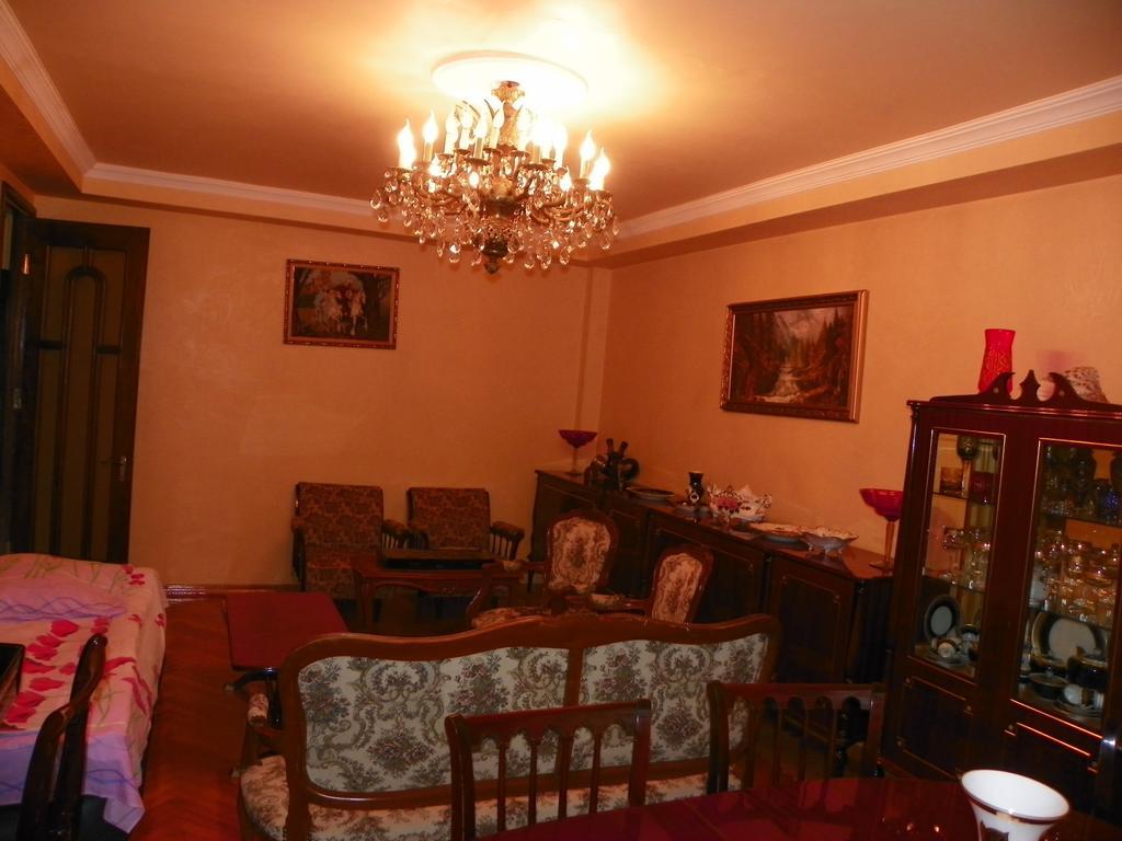 Apartment Rusudan باتومي الغرفة الصورة